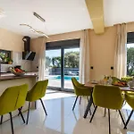 Krstina Дом отдыха Vrana (Zadar)
