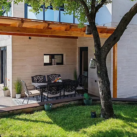 Krstina Feriehus Vrana (Zadar)